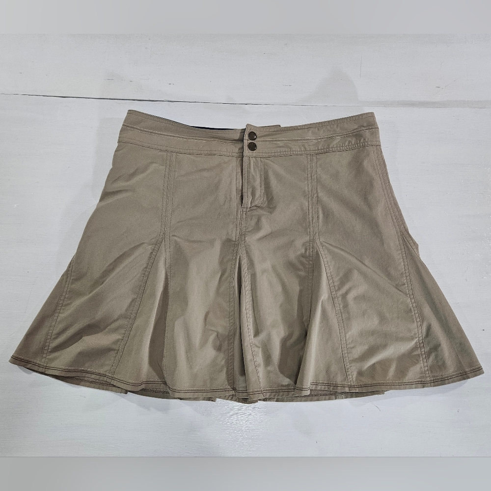 Title Nine tan pleated skort women's size 10